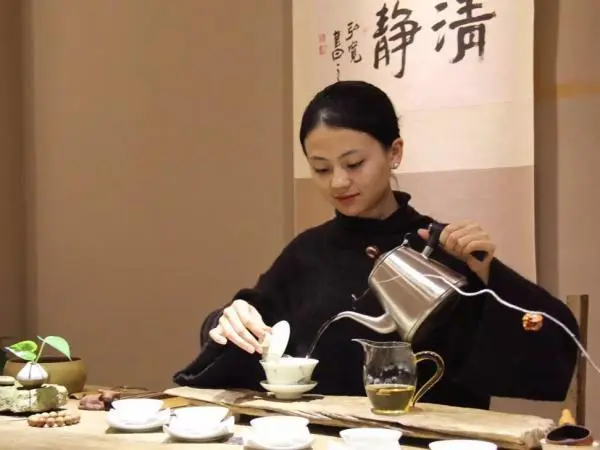 茶有不同的性格，你属于那一种茶？